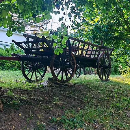 Estate By The Creek *