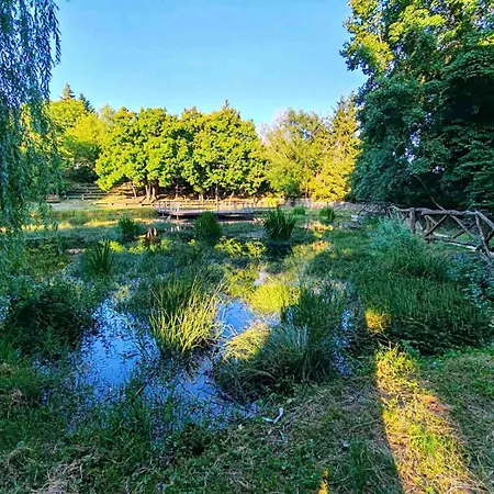Estate By The Creek Chalé *